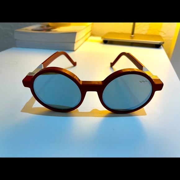 VAVA WHITE LABEL. Accessories - Vava Sunglasses White label red 145